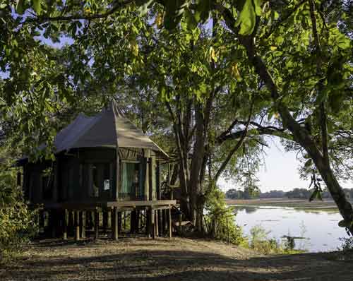Chindeni Bushcamp - South Luangwa Zambia